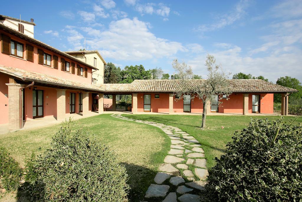 Country House Poggio Fiorito Асизи Екстериор снимка