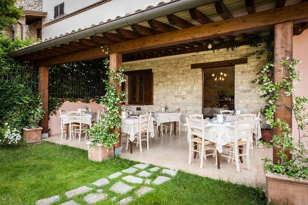 Country House Poggio Fiorito Асизи Екстериор снимка